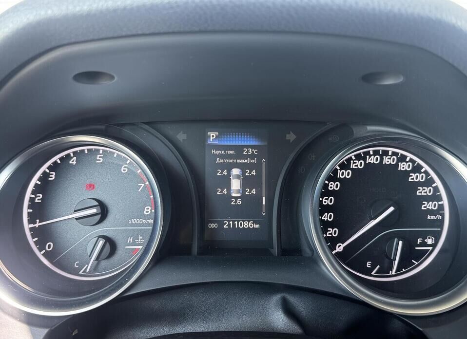 Toyota Camry, VIII (XV70) 2.5 AT (181 л.с.)