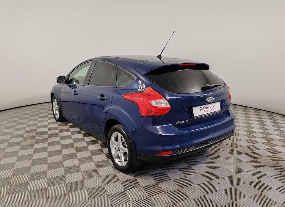 Ford Focus, III 1.6 MT (105 л.с.)