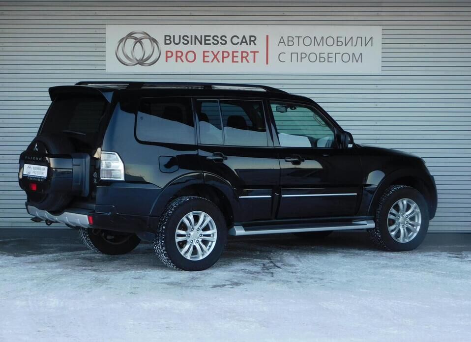 Mitsubishi Pajero, IV Рестайлинг 1 3.0 AT (178 л.с.) 4WD
