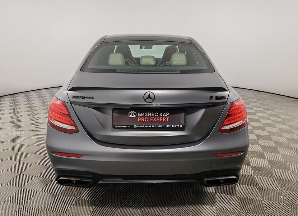 Mercedes-Benz E-Класс AMG, V (W213) 63 AMG S 4.0 AT (612 л.с.) 4WD