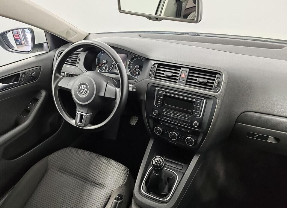Volkswagen Jetta 1.4 MT (122 л.с.)