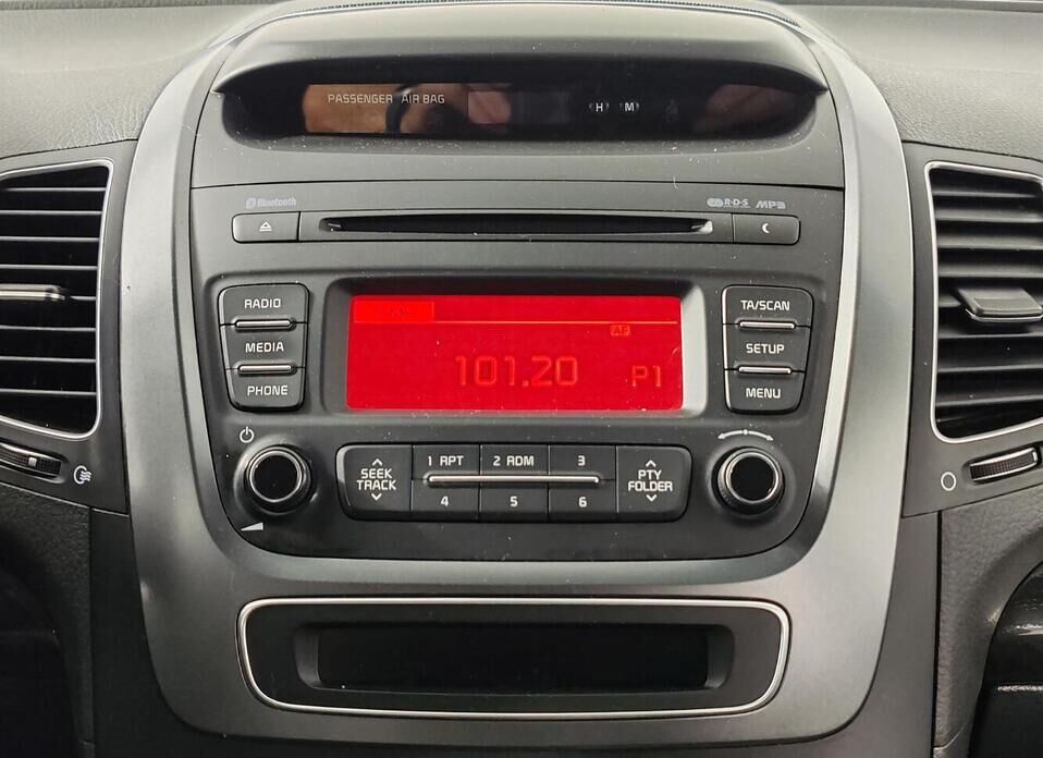 Kia Sorento, II Рестайлинг 2.4 MT (175 л.с.) 4WD