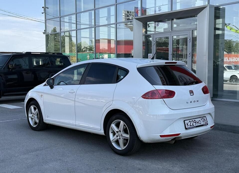SEAT Leon, II Рестайлинг 1.2 MT (105 л.с.)