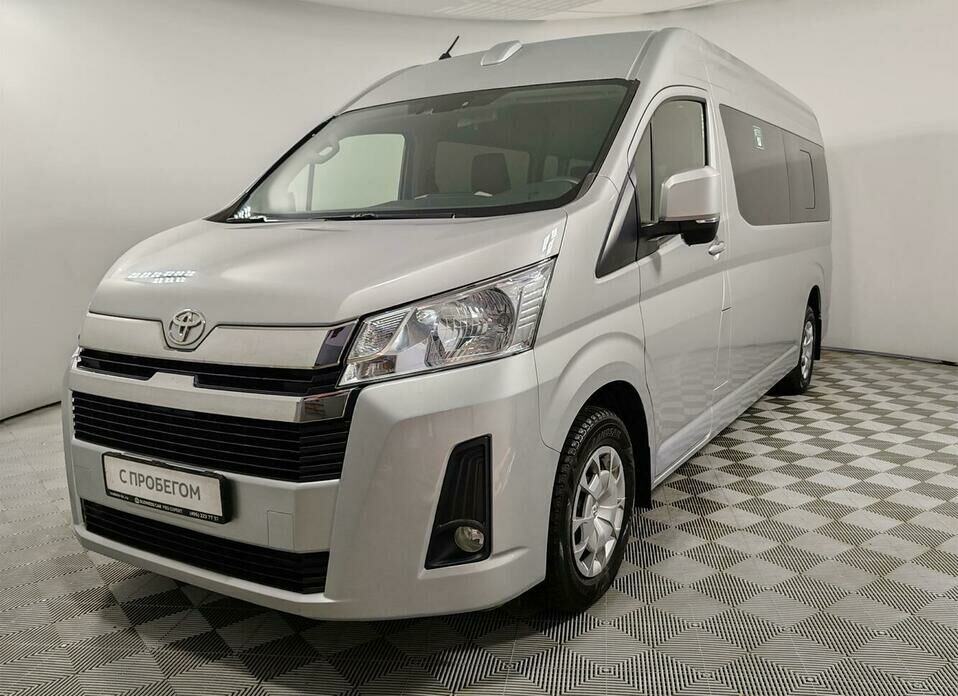 Toyota HiAce 2.8d MT (150 л.с.)