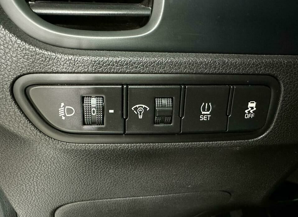 Kia Rio 1.6 MT (123 л.с.)