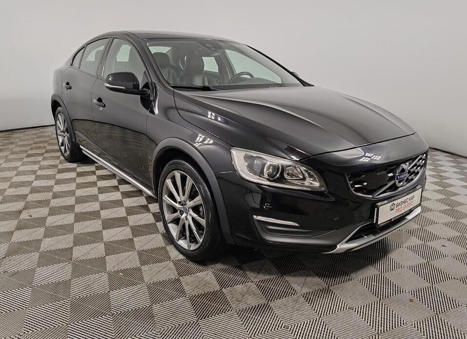Volvo S60 Cross Country 2.0 AT (245 л.с.) 4WD