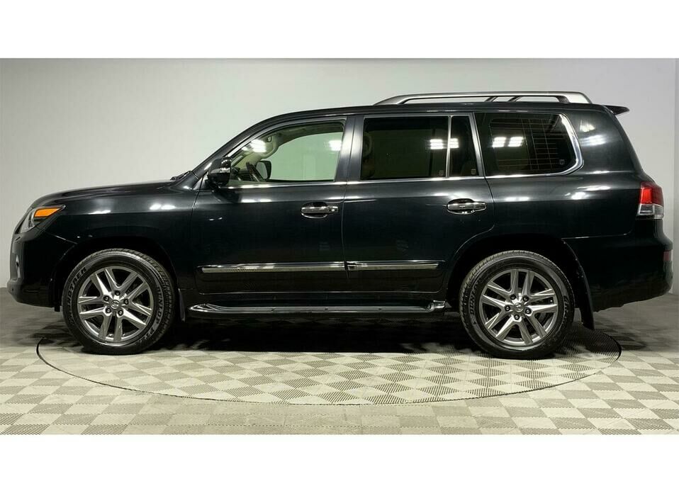 Lexus LX 570 5.7 AT (367 л.с.) 4WD