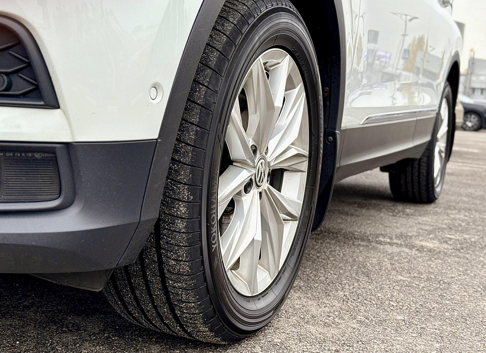 Volkswagen Tiguan, II 2.0d AMT (150 л.с.) 4WD