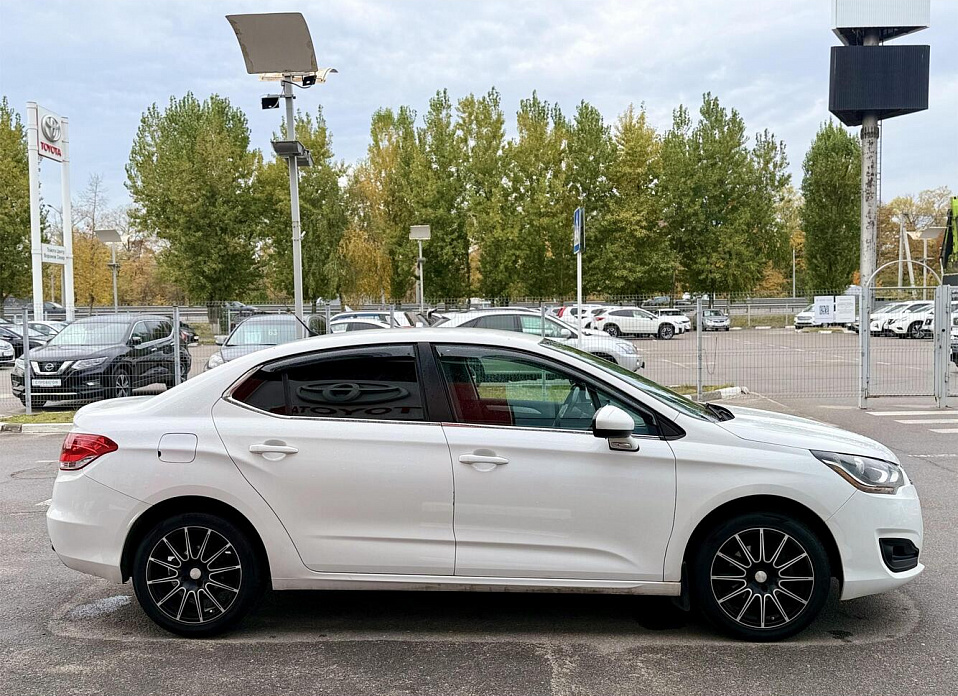 Citroen C4, II 1.6 AT (120 л.с.)