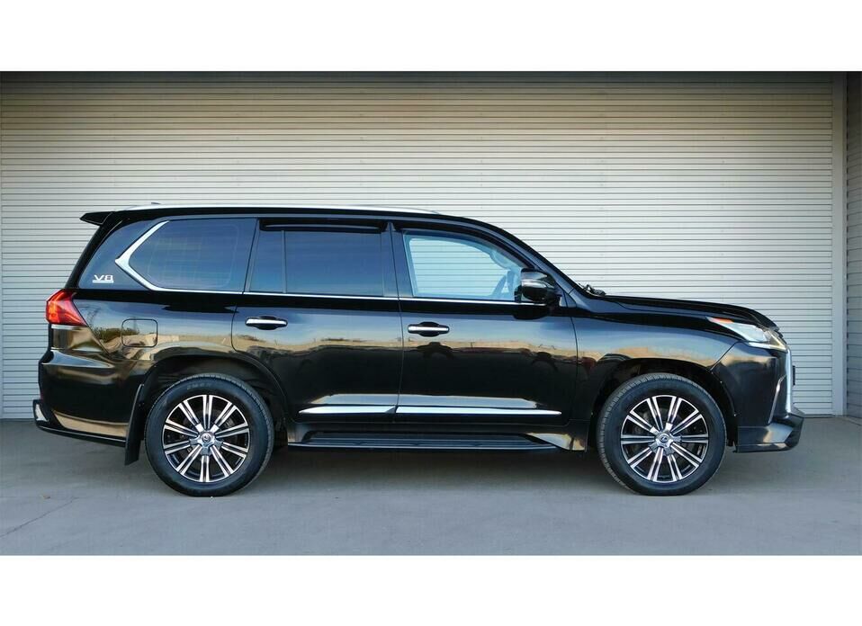 Lexus LX 450d 4.5d AT (272 л.с.) 4WD