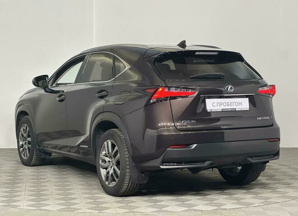 Lexus NX 300h 2.5hyb CVT (155 л.с.) 4WD