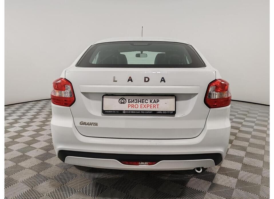 LADA (ВАЗ) Granta, I Рестайлинг 1.6 MT (90 л.с.)