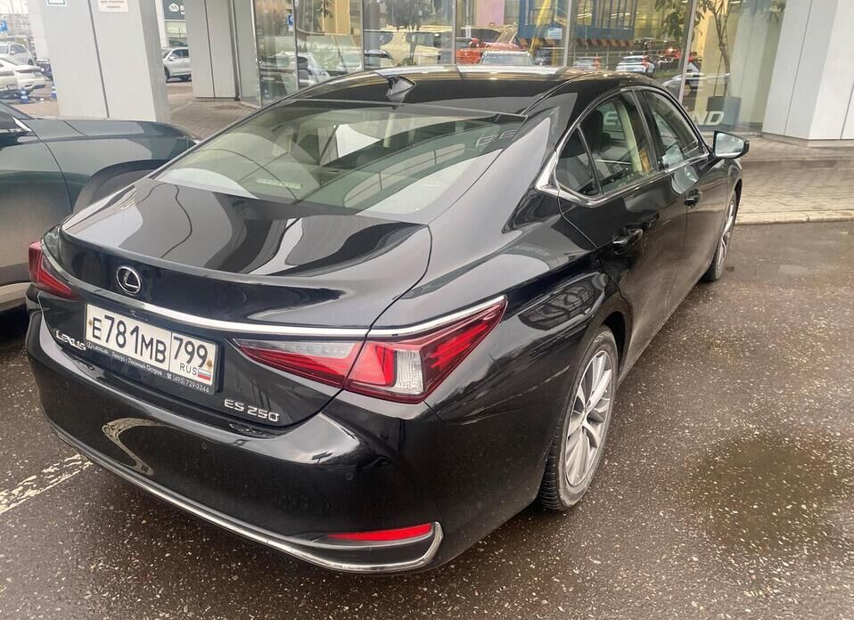 Lexus ES, VII 250 2.5 AT (200 л.с.)