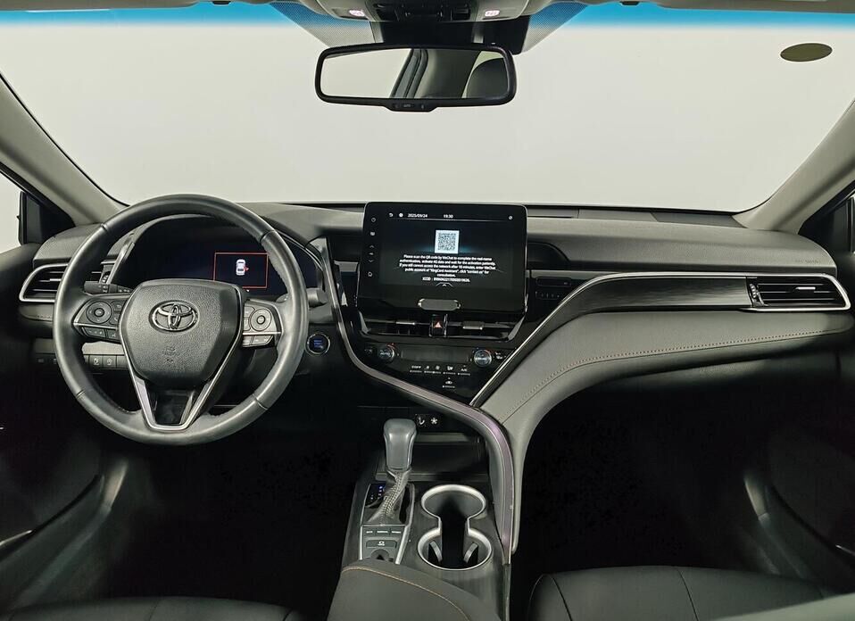 Toyota Camry, VIII (XV70) Рестайлинг 2.5 AT (206 л.с.)