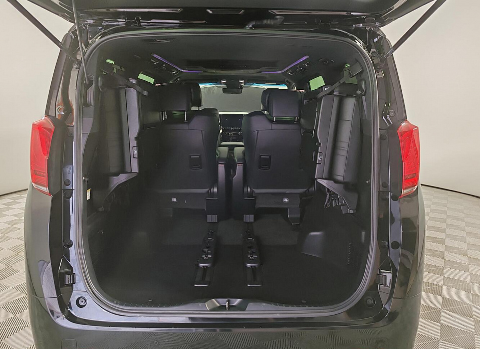 Toyota Alphard, III Рестайлинг 3.5 AT (300 л.с.)