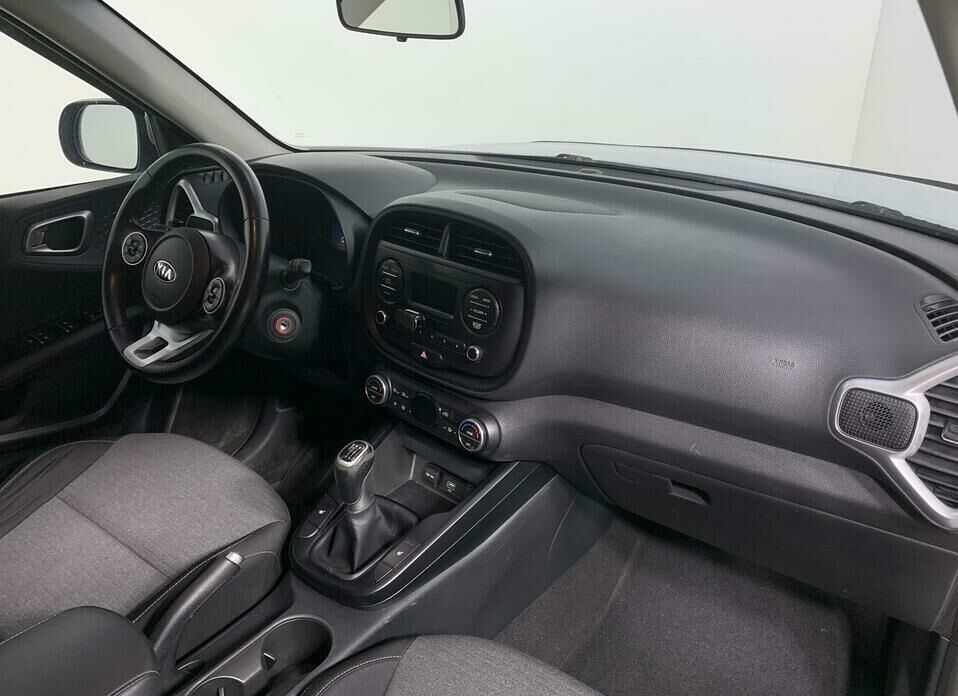 Kia Soul 1.6 MT (123 л.с.)