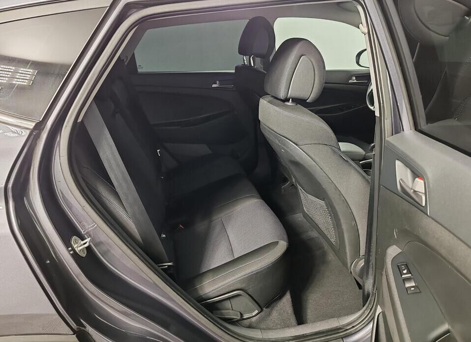 Hyundai Tucson, III 2.0 AT (150 л.с.) 4WD