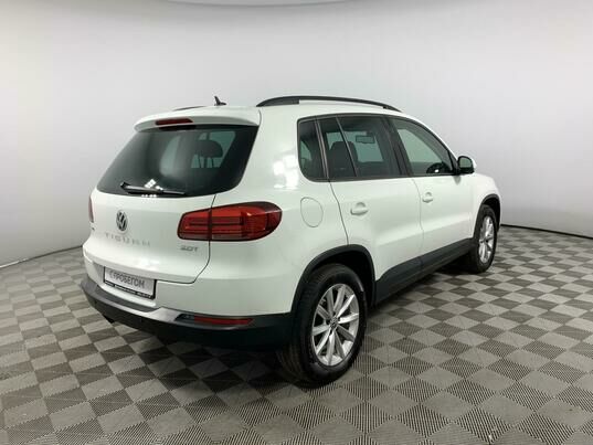 Volkswagen Tiguan, 2016 г., 183 827 км