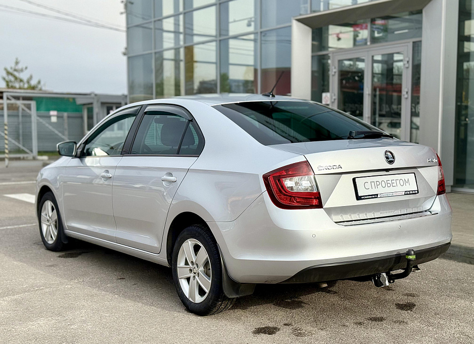 Skoda Rapid, I Рестайлинг 1.6 MT (90 л.с.)