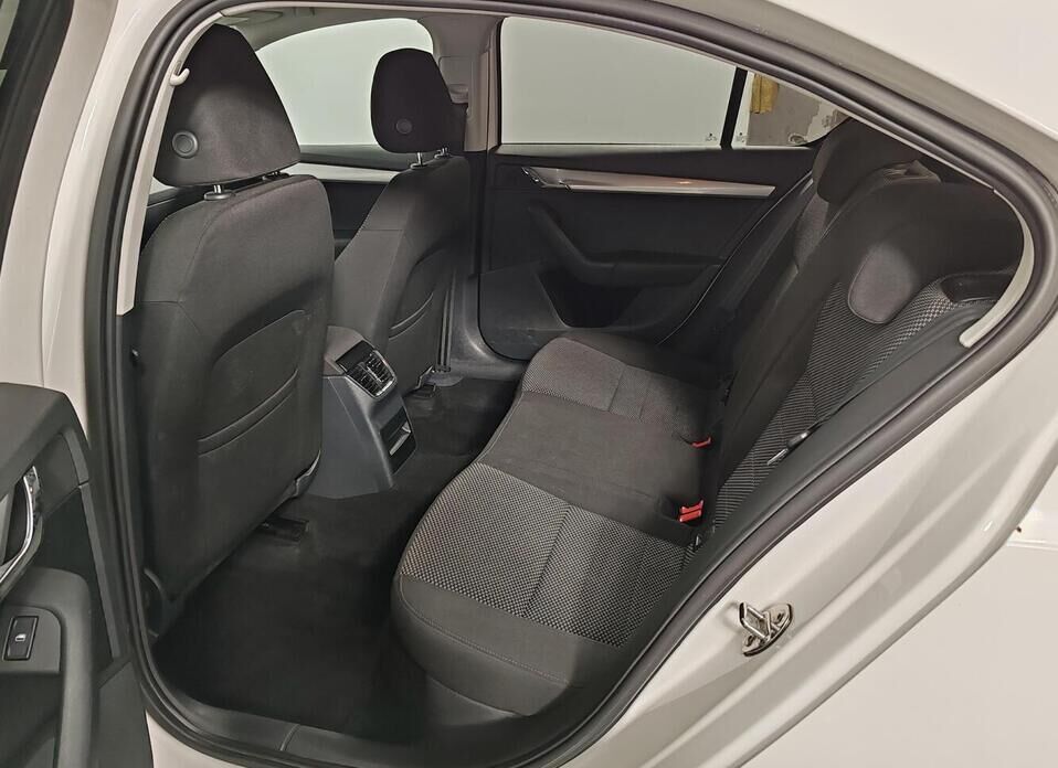 Skoda Octavia, III (A7) 1.4 AMT (140 л.с.)