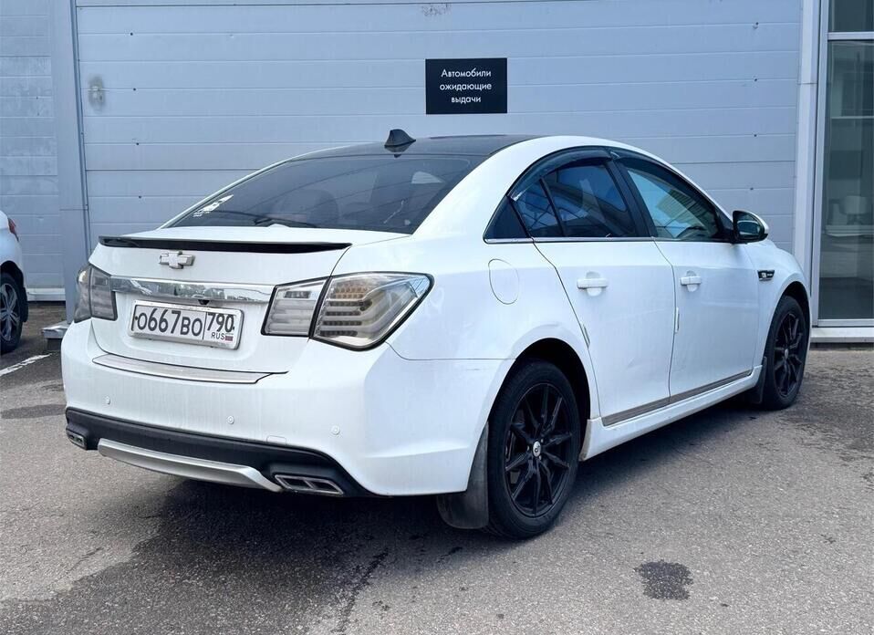 Chevrolet Cruze 1.6 AT (109 л.с.)