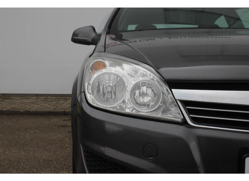 Opel Astra, H Рестайлинг 1.6 MT (115 л.с.)