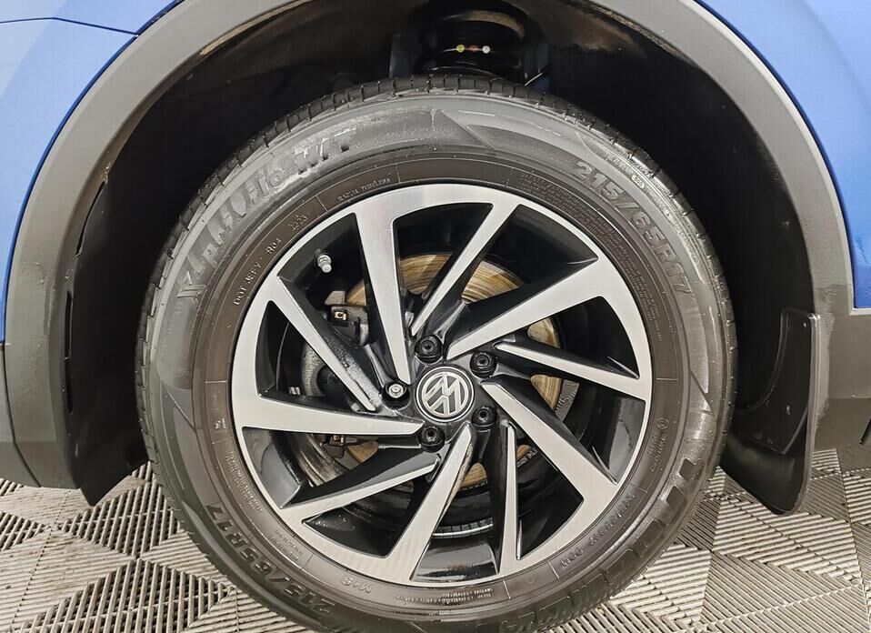 Volkswagen Tiguan, II 1.4 AMT (150 л.с.) 4WD