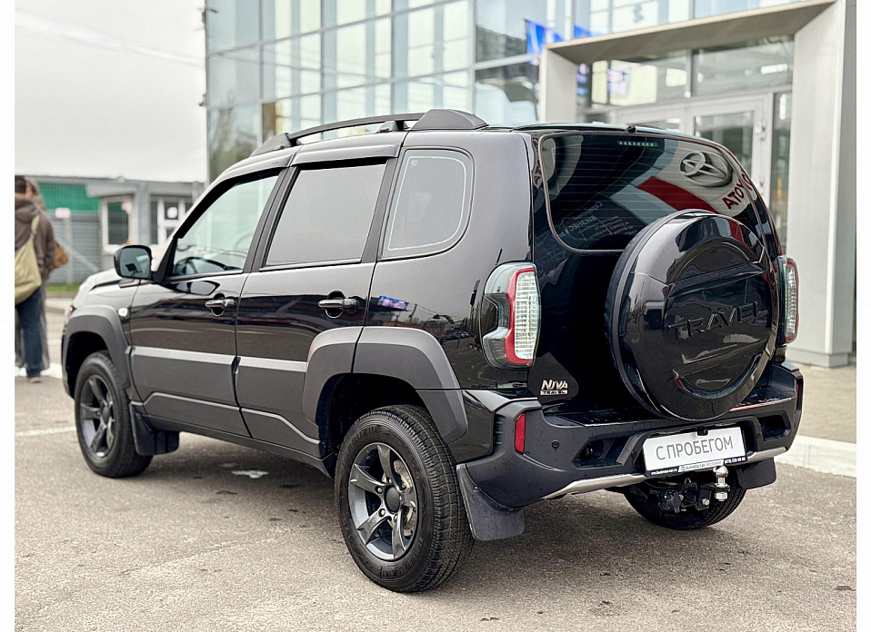 LADA (ВАЗ) Niva Travel, I 1.7 MT (80 л.с.) 4WD