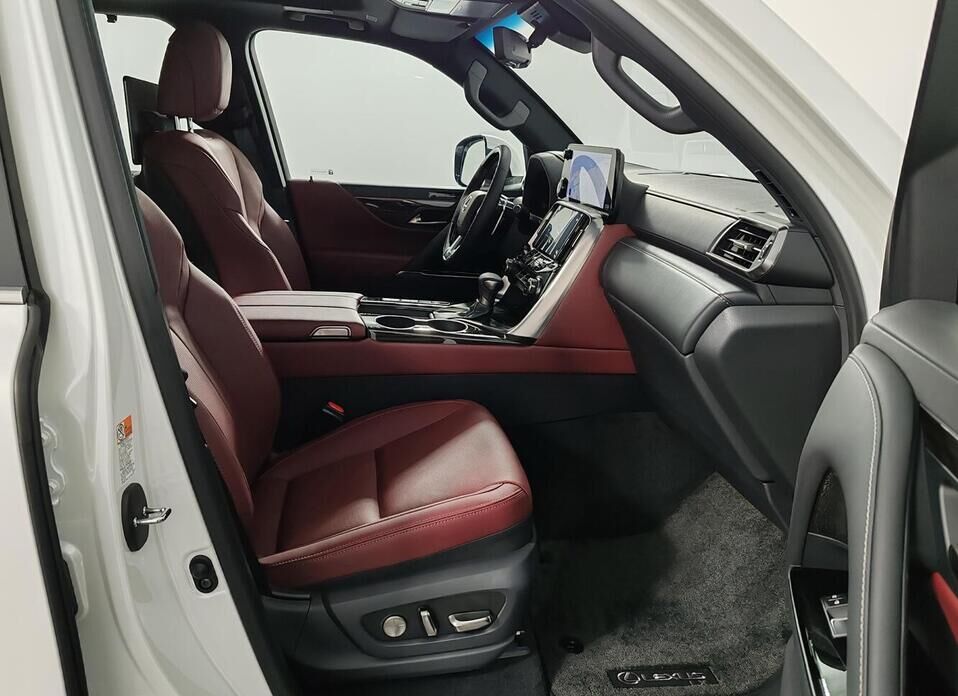 Lexus LX, IV 600 3.5 AT (415 л.с.) 4WD
