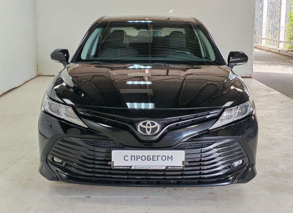 Toyota Camry 2.5 AT (181 л.с.)