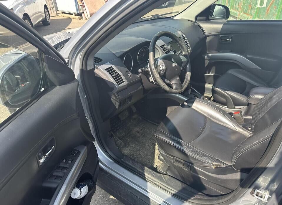 Mitsubishi Outlander 2.4 CVT (170 л.с.) 4WD
