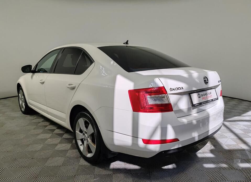 Skoda Octavia, III (A7) 2.0d AMT (143 л.с.)