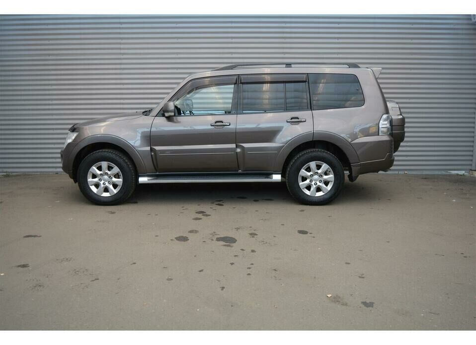 Mitsubishi Pajero 3.0 AT (178 л.с.) 4WD