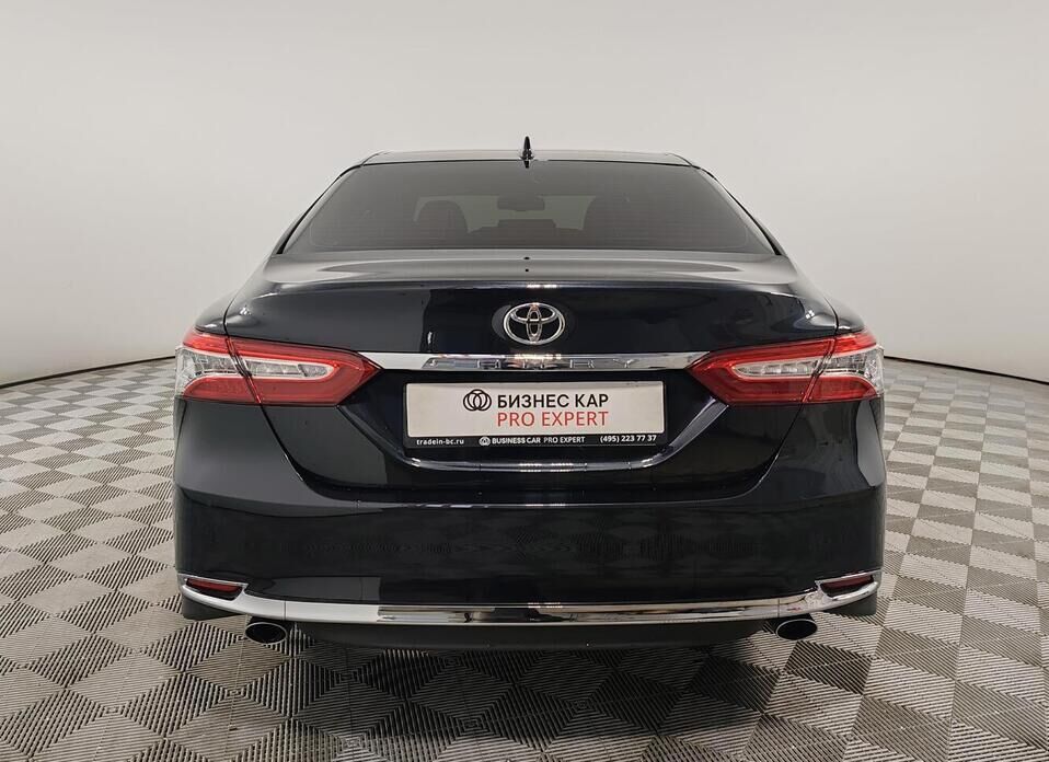 Toyota Camry, VIII (XV70) Рестайлинг 2.5 AT (209 л.с.)