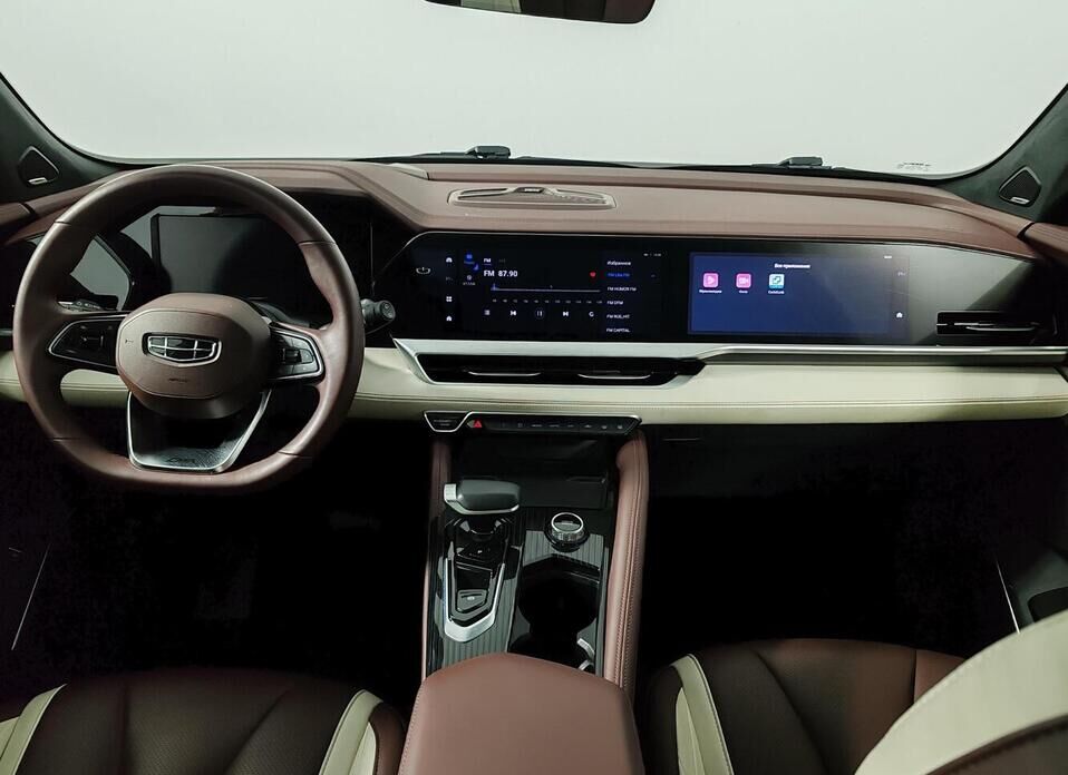 Geely Monjaro 2.0 AT (238 л.с.) 4WD