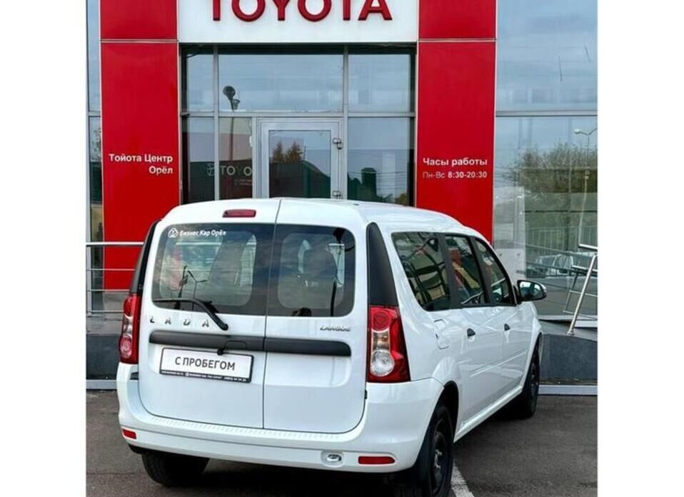 LADA (ВАЗ) Largus, I Рестайлинг 1.6 MT (90 л.с.)