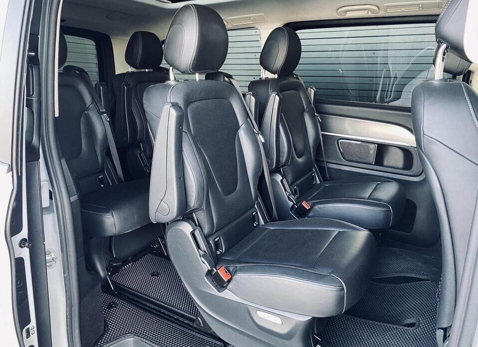 Mercedes-Benz V-Класс, III (W447) Рестайлинг 300 d длинный 2.0d AT (239 л.с.) 4WD