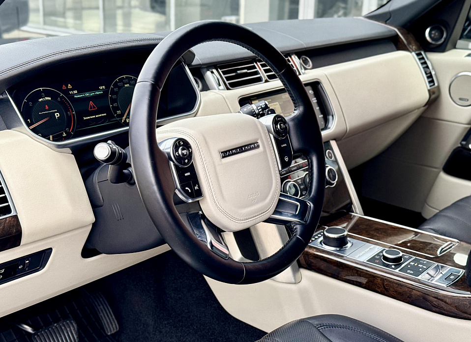 Land Rover Range Rover, IV 4.4d AT (339 л.с.) 4WD
