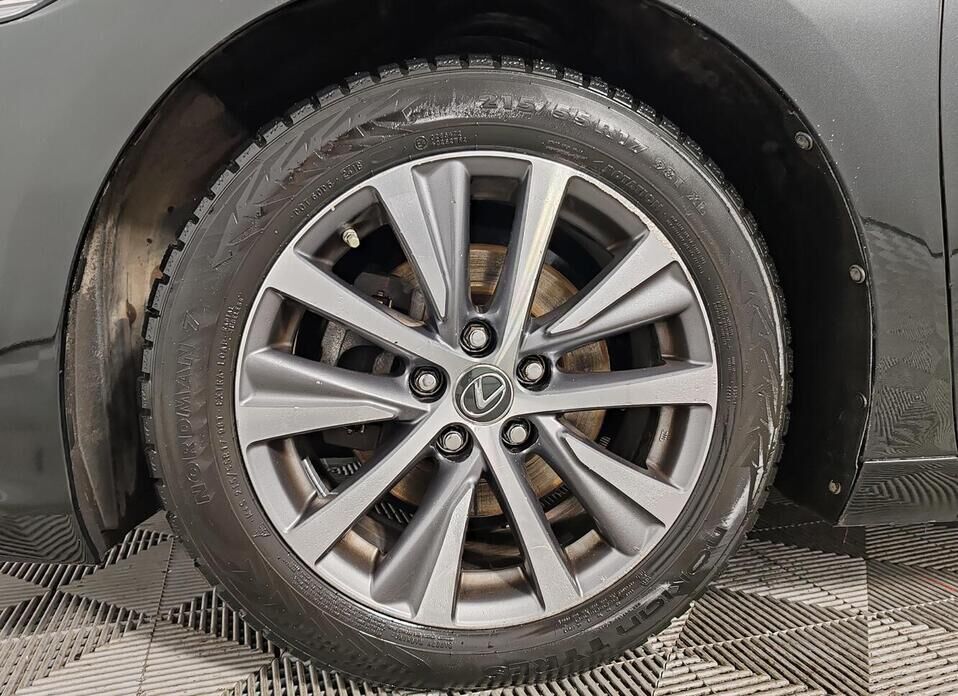 Lexus ES, VII 250 2.5 AT (200 л.с.)