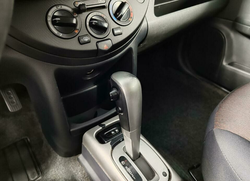 Nissan Note 1.6 AT (110 л.с.)