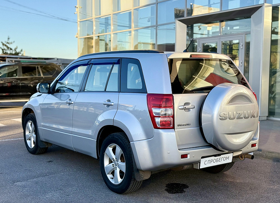 Suzuki Grand Vitara, III Рестайлинг 2.4 AT (169 л.с.) 4WD