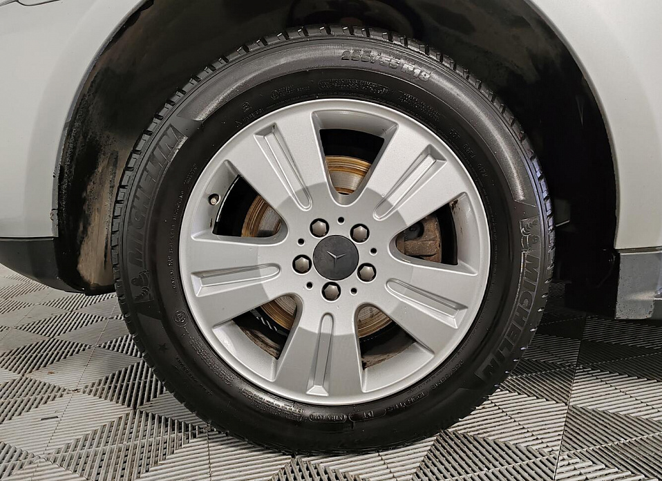 Mercedes-Benz M-Класс, II (W164) Рестайлинг 320 3.0d AT (224 л.с.) 4WD