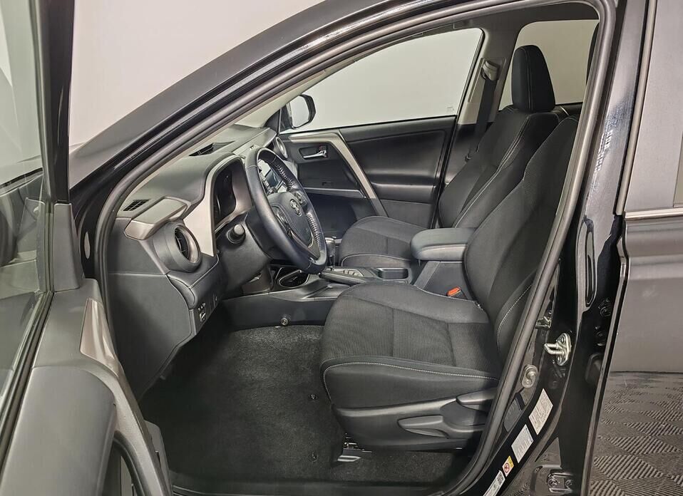Toyota RAV4, IV (CA40) Рестайлинг 2.5 AT (180 л.с.) 4WD