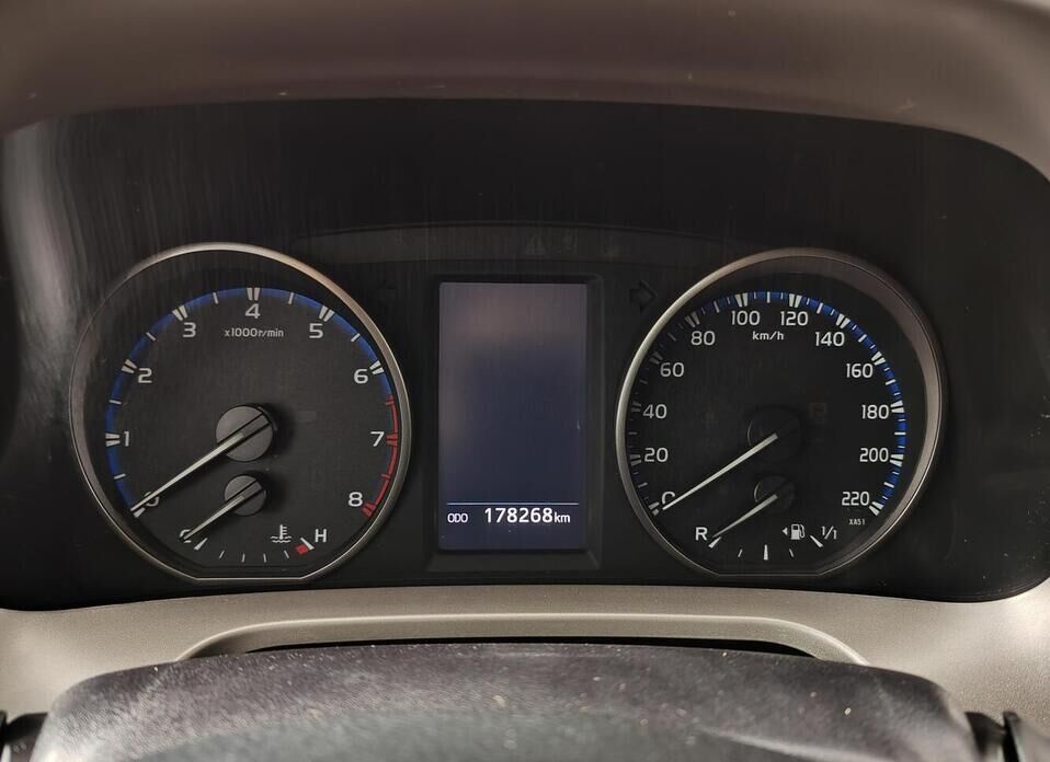 Toyota RAV4, IV (CA40) Рестайлинг 2.0 CVT (146 л.с.) 4WD