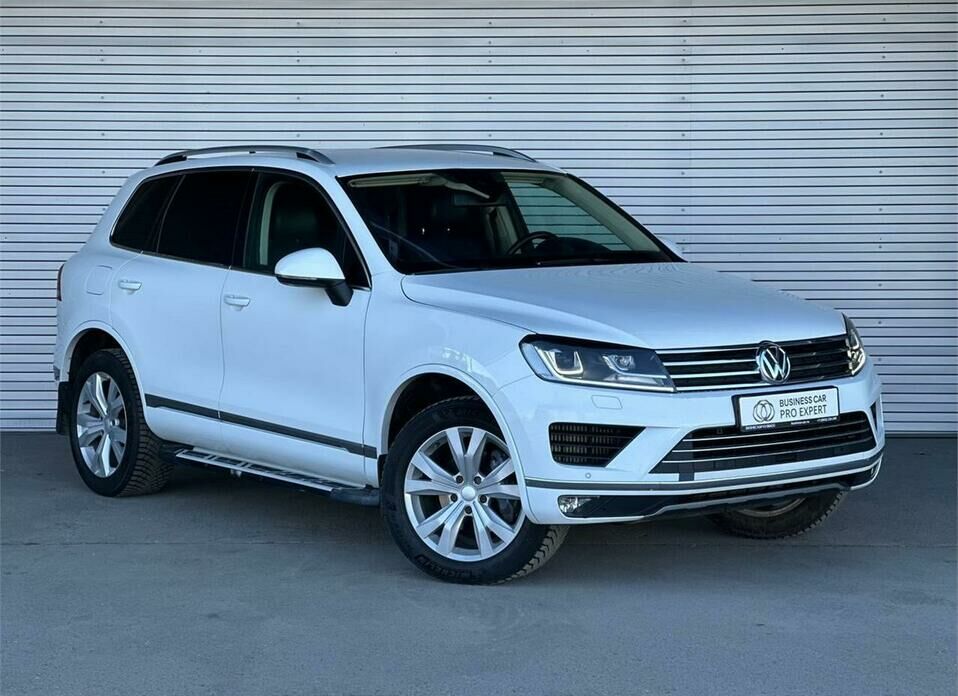 Volkswagen Touareg 3.0d AT (245 л.с.) 4WD