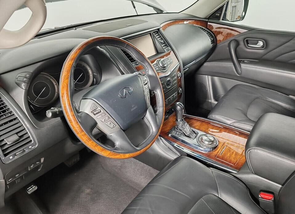 Infiniti QX80, I Рестайлинг 5.6 AT (405 л.с.) 4WD