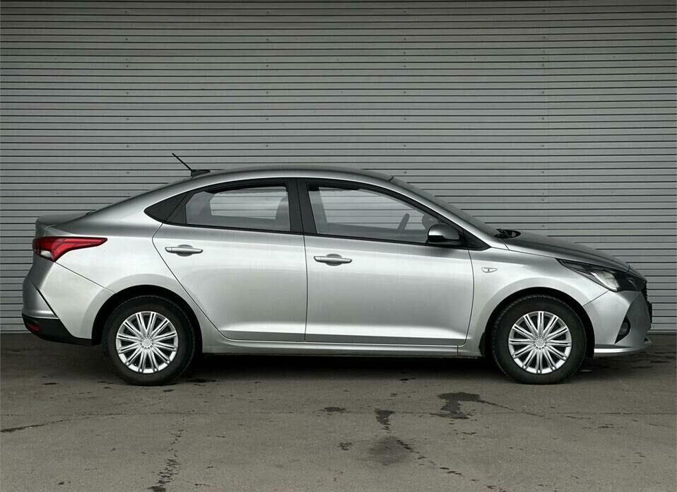 Hyundai Solaris 1.6 AT (123 л.с.)
