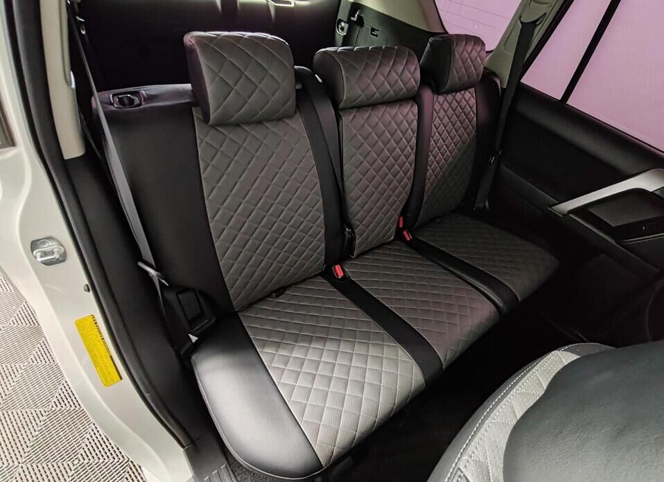 Toyota Land Cruiser Prado 2.8d AT (200 л.с.) 4WD