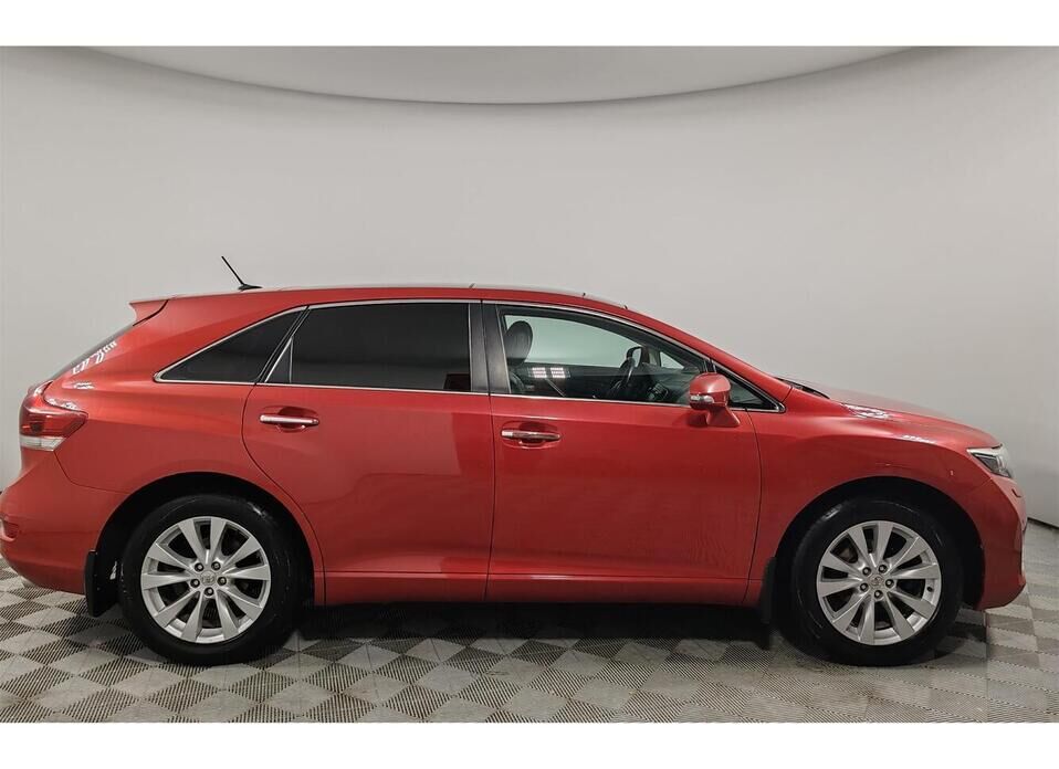 Toyota Venza, I Рестайлинг 2.7 AT (185 л.с.) 4WD