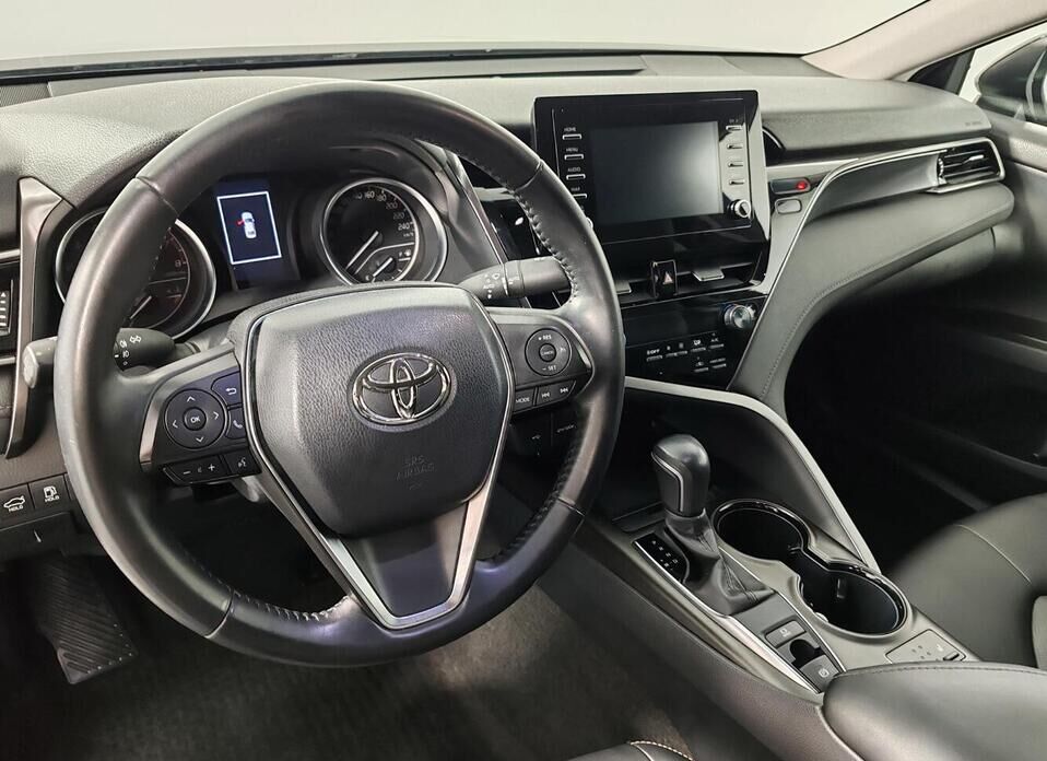 Toyota Camry, VIII (XV70) Рестайлинг 2.0 CVT (150 л.с.)